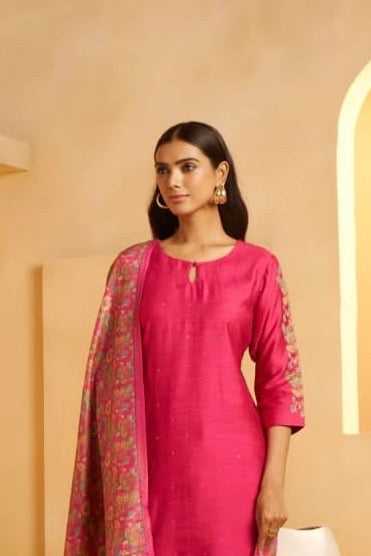 Rani Kurti Set with Pant and Printed Dupatta