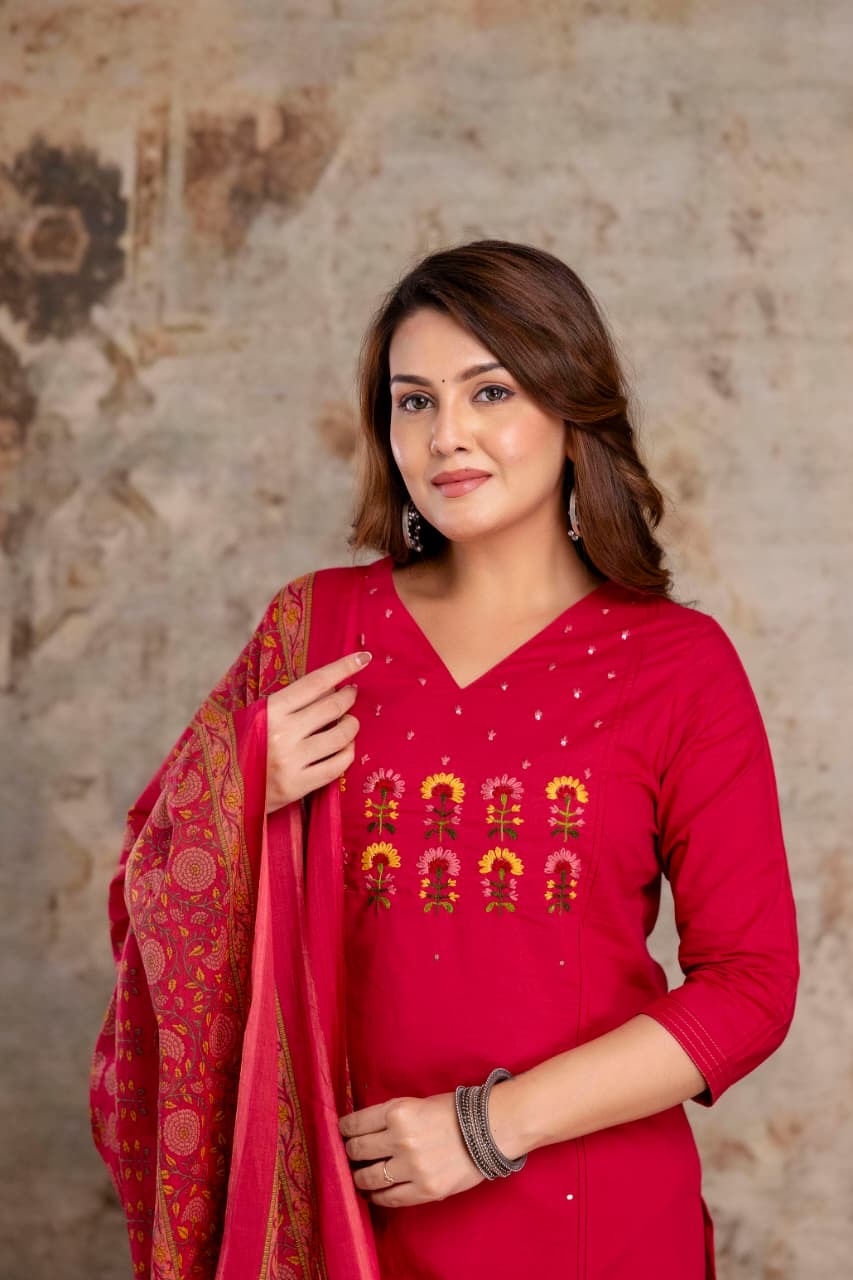 Kurti Set Red Embroidered