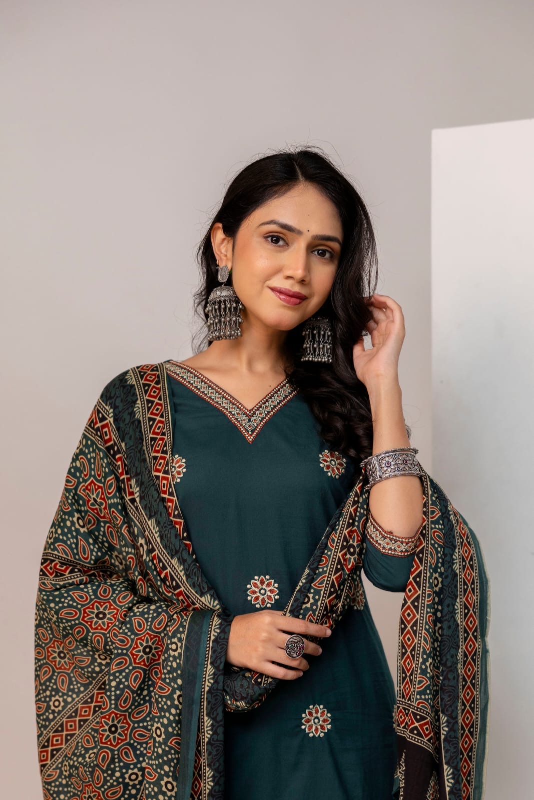 Elegant Blue V-Neck Kurti Set with Dupatta and Pant