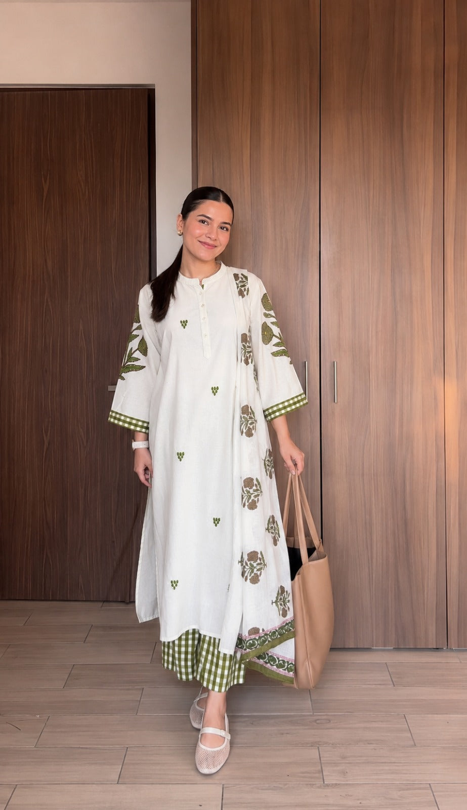 GREEN MUGHAL BUTTA KURTI SET