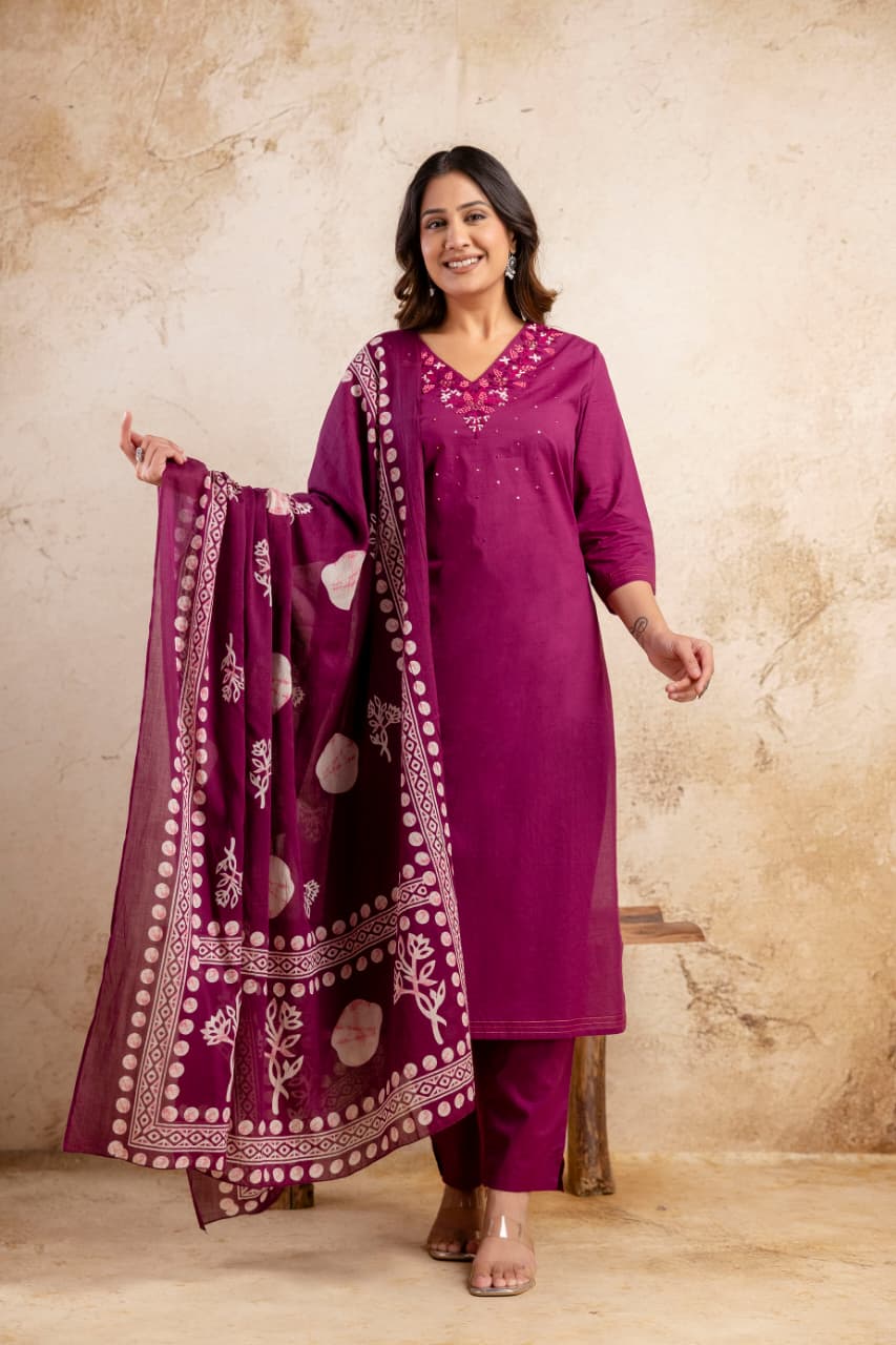 Wine V-Neck Kurti Set with Printed Cotton Dupatta