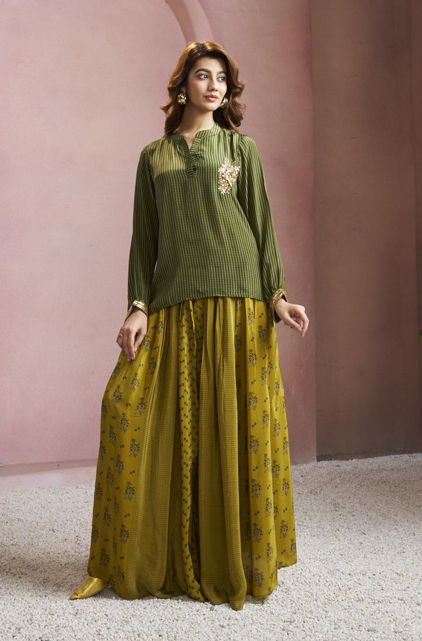 Mehndi Green Short Kurti with Flairy Bottom